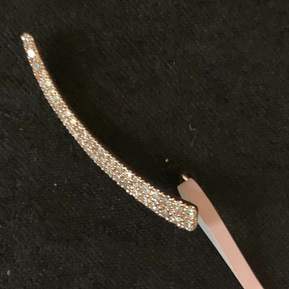 right ear cuff